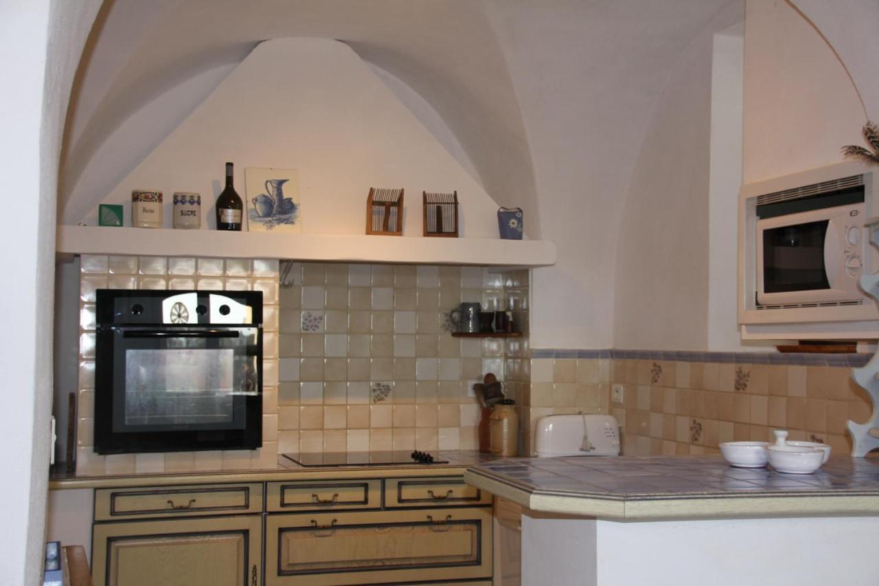 Вилла Domaine De La Marie Dans Le Luberon Peypin-d'Aigues Экстерьер фото