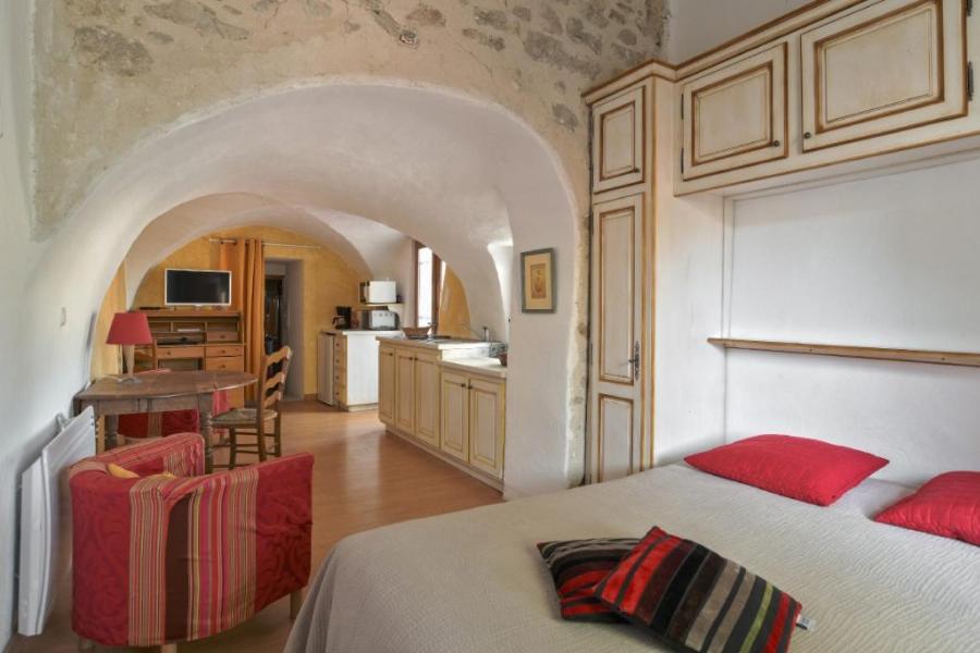 Вилла Domaine De La Marie Dans Le Luberon Peypin-d'Aigues Экстерьер фото